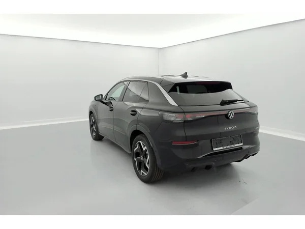 VOLKSWAGEN T-Roc (2026) — foto 3 van 36
