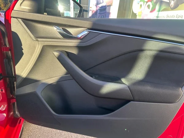 SKODA Kamiq (2021) — foto 13 van 35