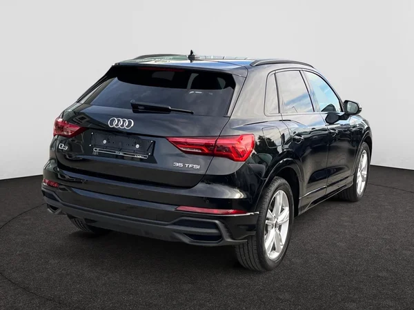 AUDI Q3 (2024) — foto 12 van 22