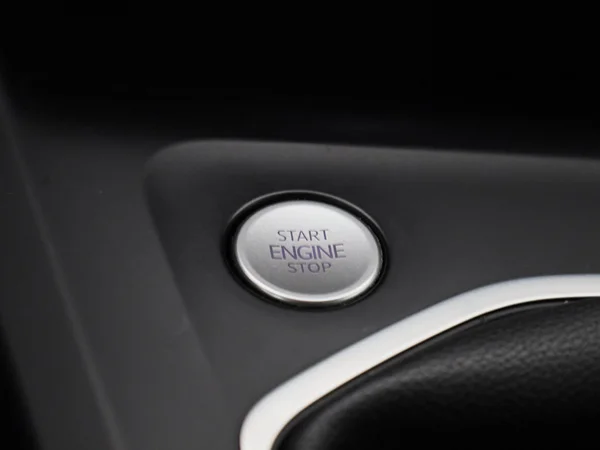 Volkswagen Golf (2021) — foto 13 van 40