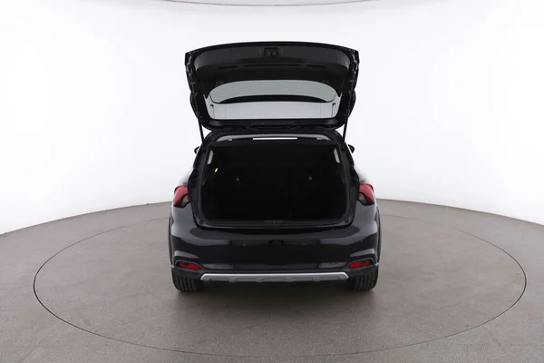 Fiat Tipo (2022) — foto 7 van 16