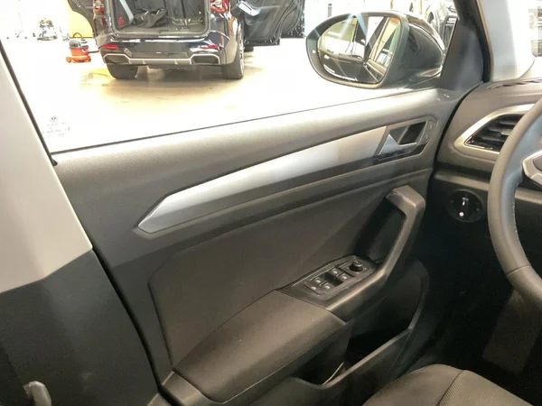 VOLKSWAGEN T-Roc (2025) — foto 7 van 22