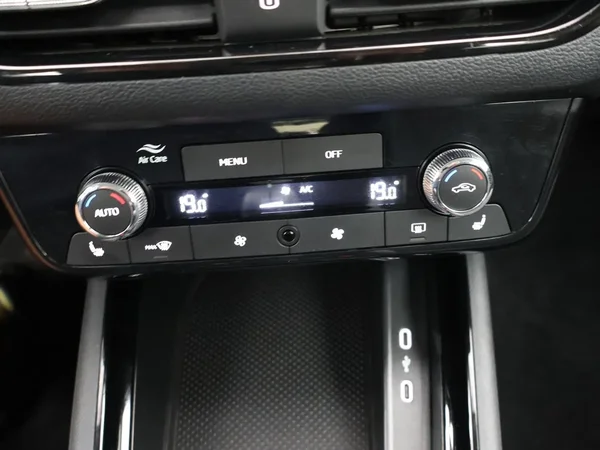 Škoda Kamiq (2024) — foto 18 van 29