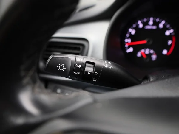 Kia Stonic (2023) — foto 11 van 34
