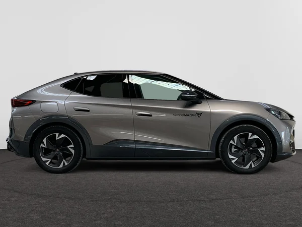 CUPRA Tavascan (2024) — foto 14 van 22
