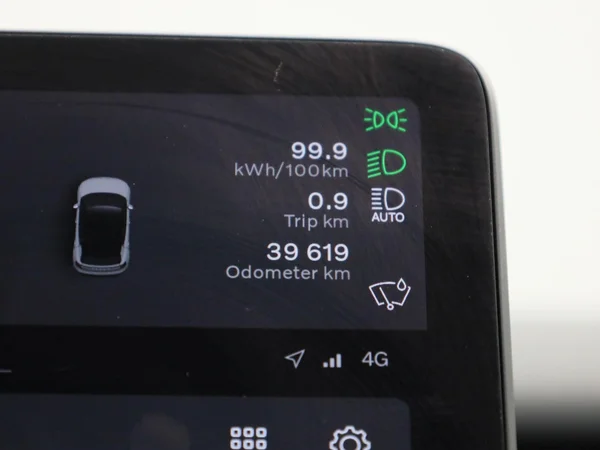 Volvo EX30 (2024) — foto 9 van 43