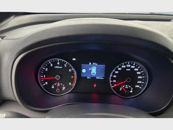 Kia Sportage (2021) — foto 4 van 15