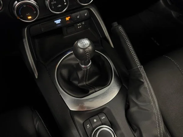 MAZDA MX-5 (2023) — foto 10 van 27