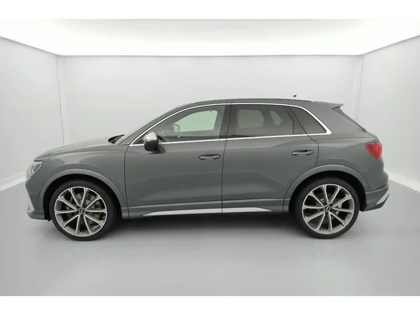 AUDI RSQ3 (2020) — foto 19 van 24
