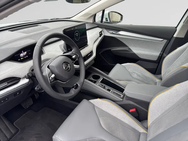 SKODA Enyaq Coupé (2023) — foto 11 van 24