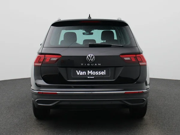 Volkswagen Tiguan (2024) — foto 40 van 43