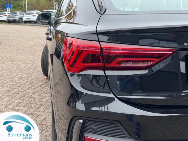 Audi Q3 (2022) — foto 7 van 55