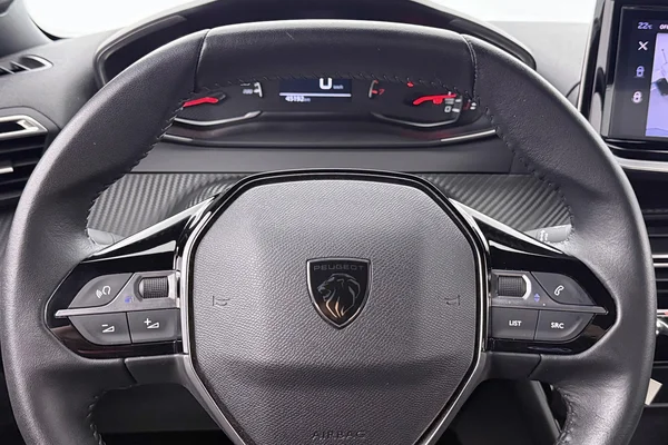 Peugeot 2008 (2023) — foto 11 van 37
