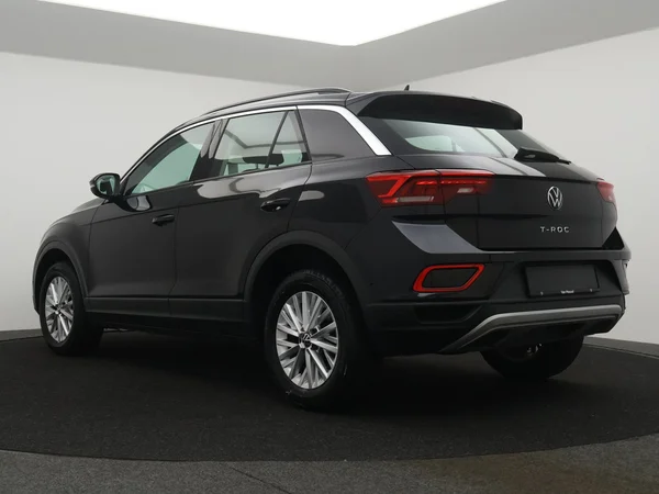 VOLKSWAGEN T-Roc (2022) — foto 21 van 25