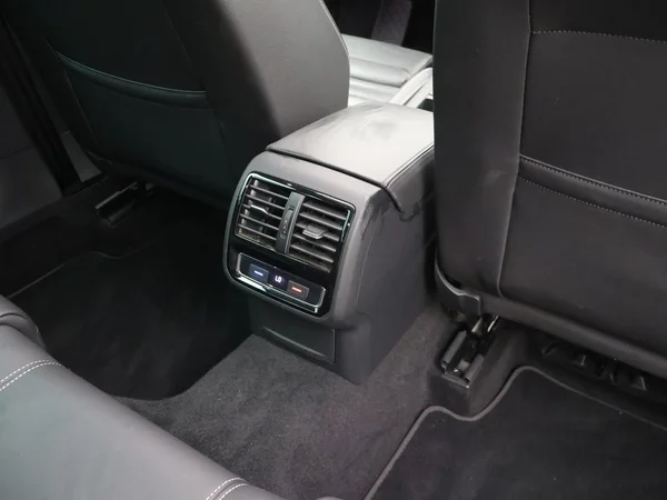 VOLKSWAGEN Passat SW Dsl (2021) — foto 3 van 30