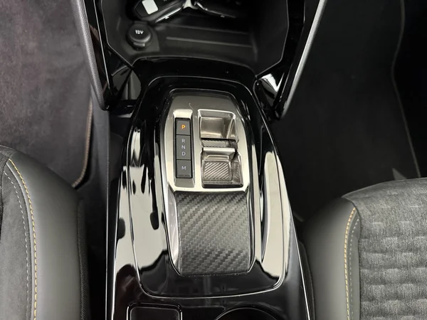 PEUGEOT 208 (2022) — foto 10 van 26