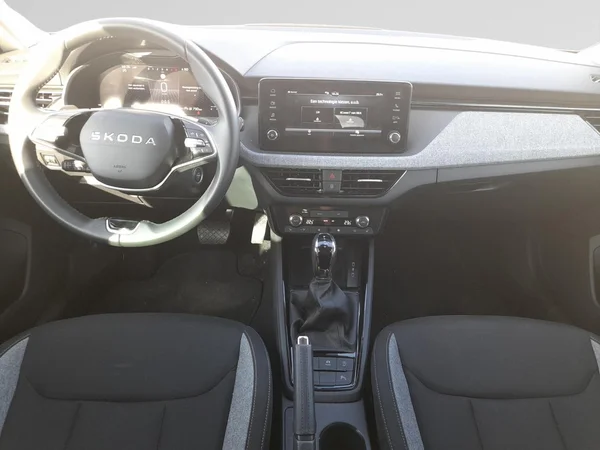 SKODA Kamiq (2025) — foto 6 van 23