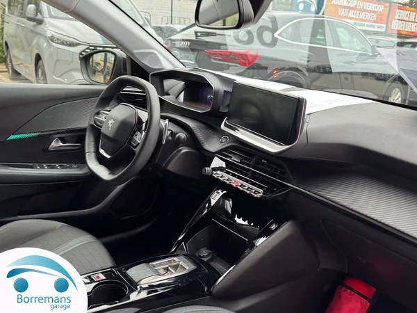 Peugeot 208 (2022) — foto 11 van 34