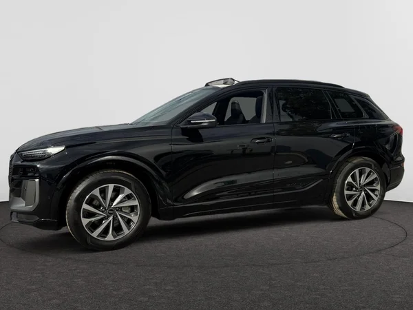 AUDI Q6 e-tron (2025) — foto 12 van 24