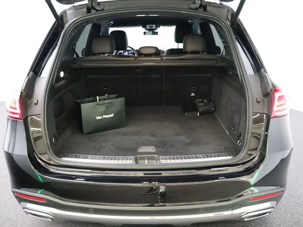 Mercedes-Benz GLE (2022) — foto 22 van 34
