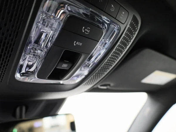 Mercedes-Benz GLA (2022) — foto 20 van 48