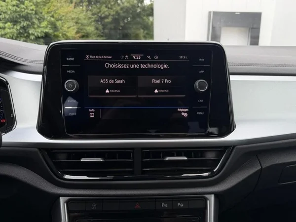 VOLKSWAGEN T-Roc (2023) — foto 13 van 25