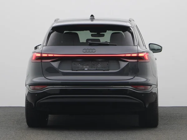 AUDI Q6 e-tron (2026) — foto 24 van 27