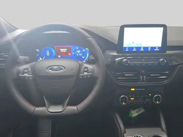 Ford Kuga (2023) — foto 4 van 15