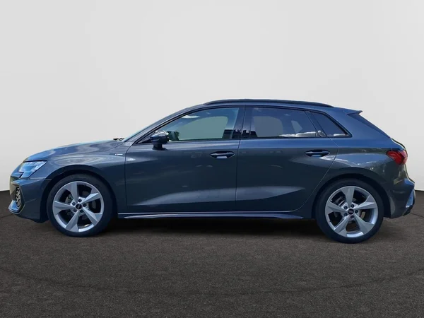 AUDI A3 Sportback (2025) — foto 12 van 24