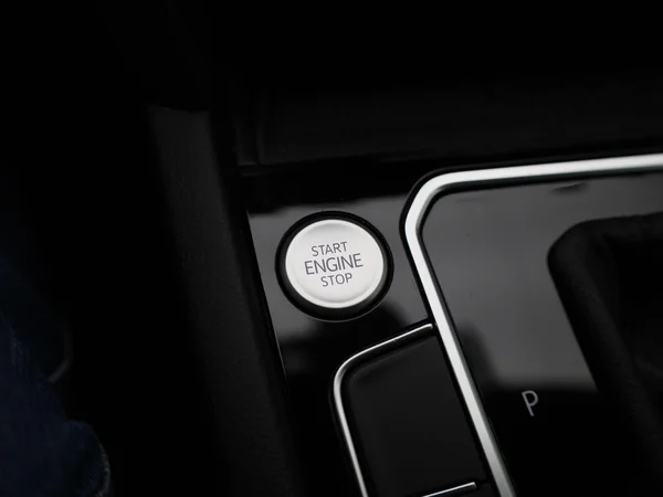 Volkswagen Passat (2023) — foto 17 van 42