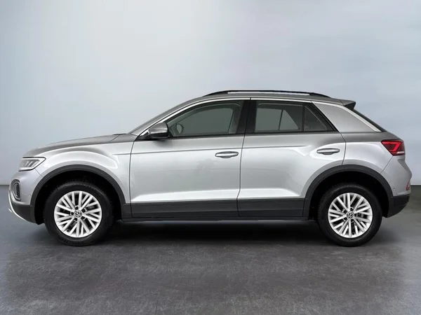 VOLKSWAGEN T-Roc (2022) — foto 19 van 23