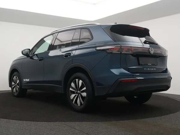 VOLKSWAGEN Tiguan (2026) — foto 20 van 24