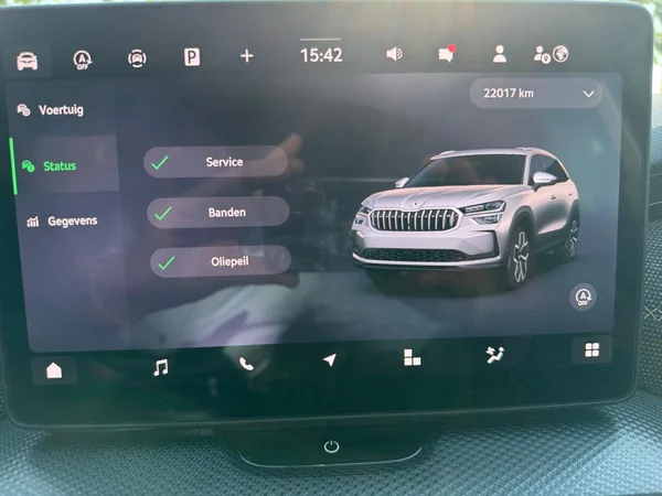 SKODA Kodiaq (2025) — foto 6 van 21
