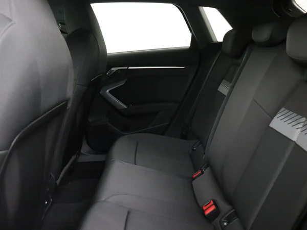 AUDI A3 Sportback (2025) — foto 4 van 18