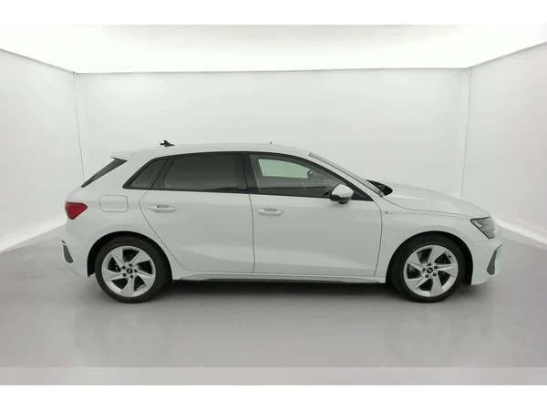AUDI A3 Sportback (2021) — foto 32 van 36