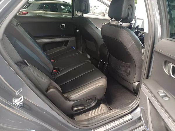 Hyundai IONIQ 5 (2025) — foto 15 van 25