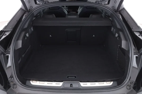 Peugeot 408 (2024) — foto 8 van 16