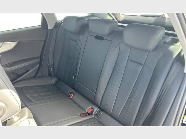 Audi A4 Avant (2022) — foto 2 van 29