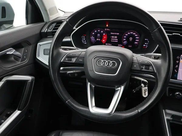 Audi Q3 (2019) — foto 3 van 27