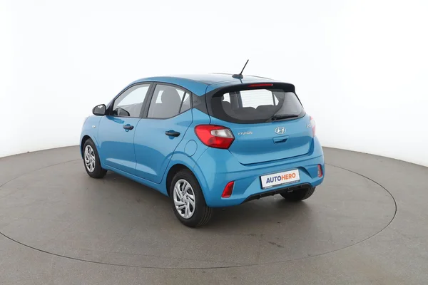 Hyundai i10 (2022) — foto 10 van 16