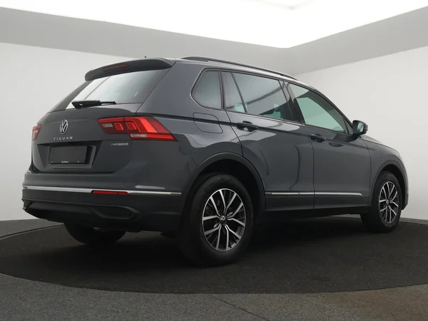 VOLKSWAGEN Tiguan eHybrid (PHEV) (2022) — foto 12 van 25