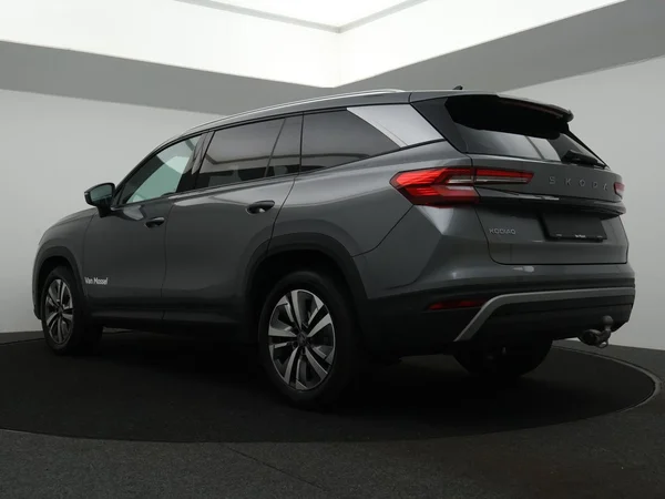 SKODA Kodiaq (2026) — foto 8 van 23