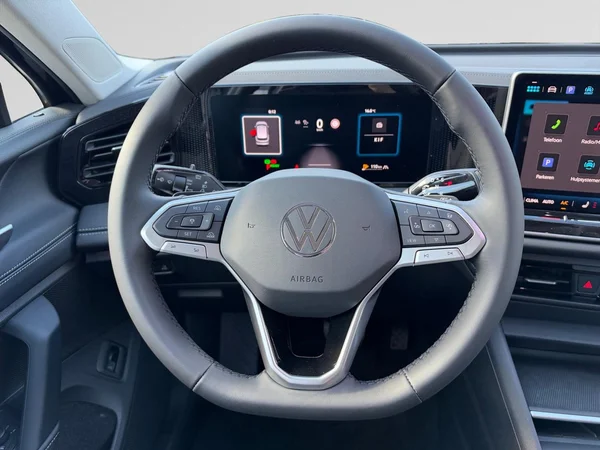 VOLKSWAGEN Tiguan (2026) — foto 4 van 21