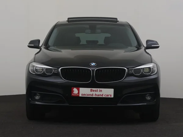 BMW 318 (2020) — foto 29 van 31