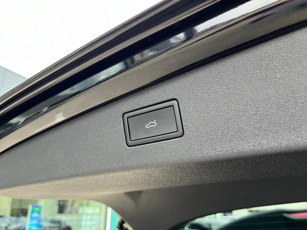 VOLKSWAGEN Tiguan (2025) — foto 20 van 22