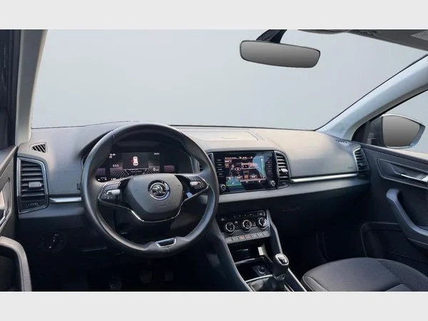 Skoda Karoq (2023) — foto 12 van 25