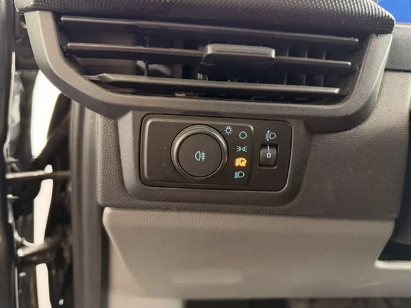 Ford Transit Custom (2025) — foto 13 van 21