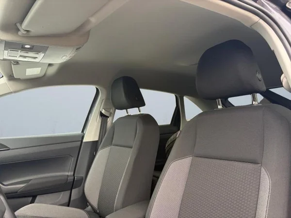 VOLKSWAGEN Taigo (2024) — foto 3 van 23