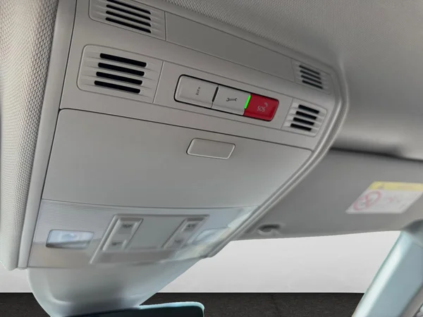 VOLKSWAGEN Taigo (2024) — foto 12 van 15