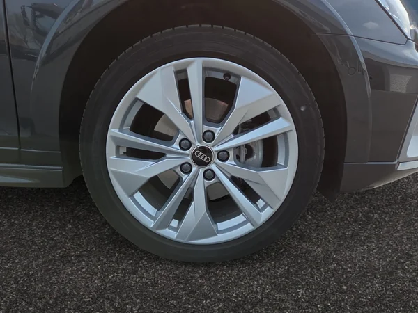 AUDI A3 Allstreet (2024) — foto 18 van 20